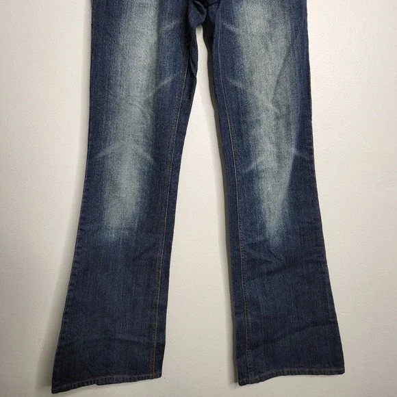 Cache Embellished Beaded Jeans - Picture 3 of 15